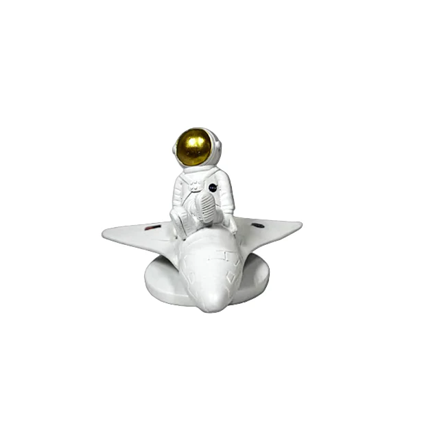 Astronaut Figurines - Image 3